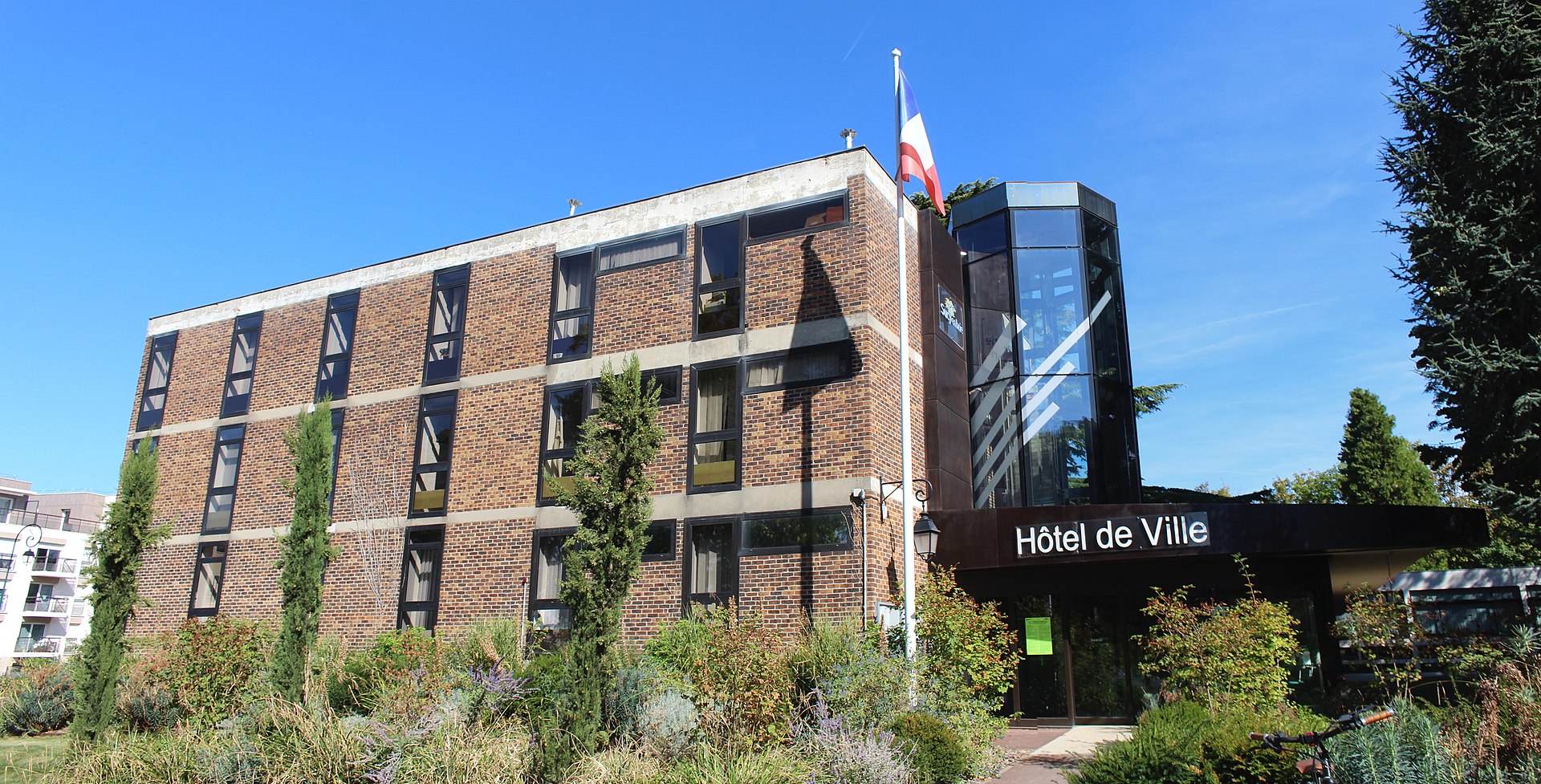 Sucy En Brie Mairie - Vitrier - Sucy En Brie