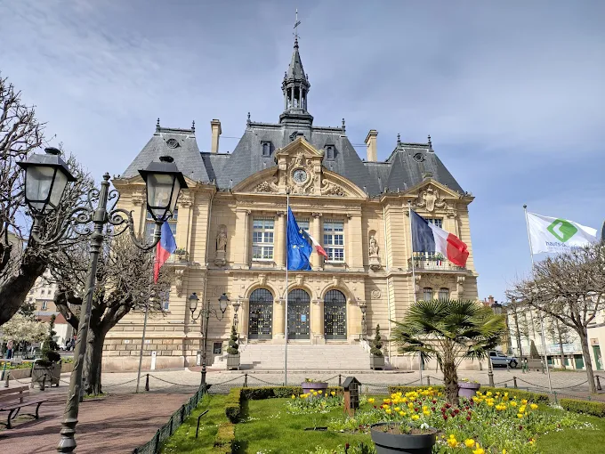 Portail Img 3 - Portail - Suresnes