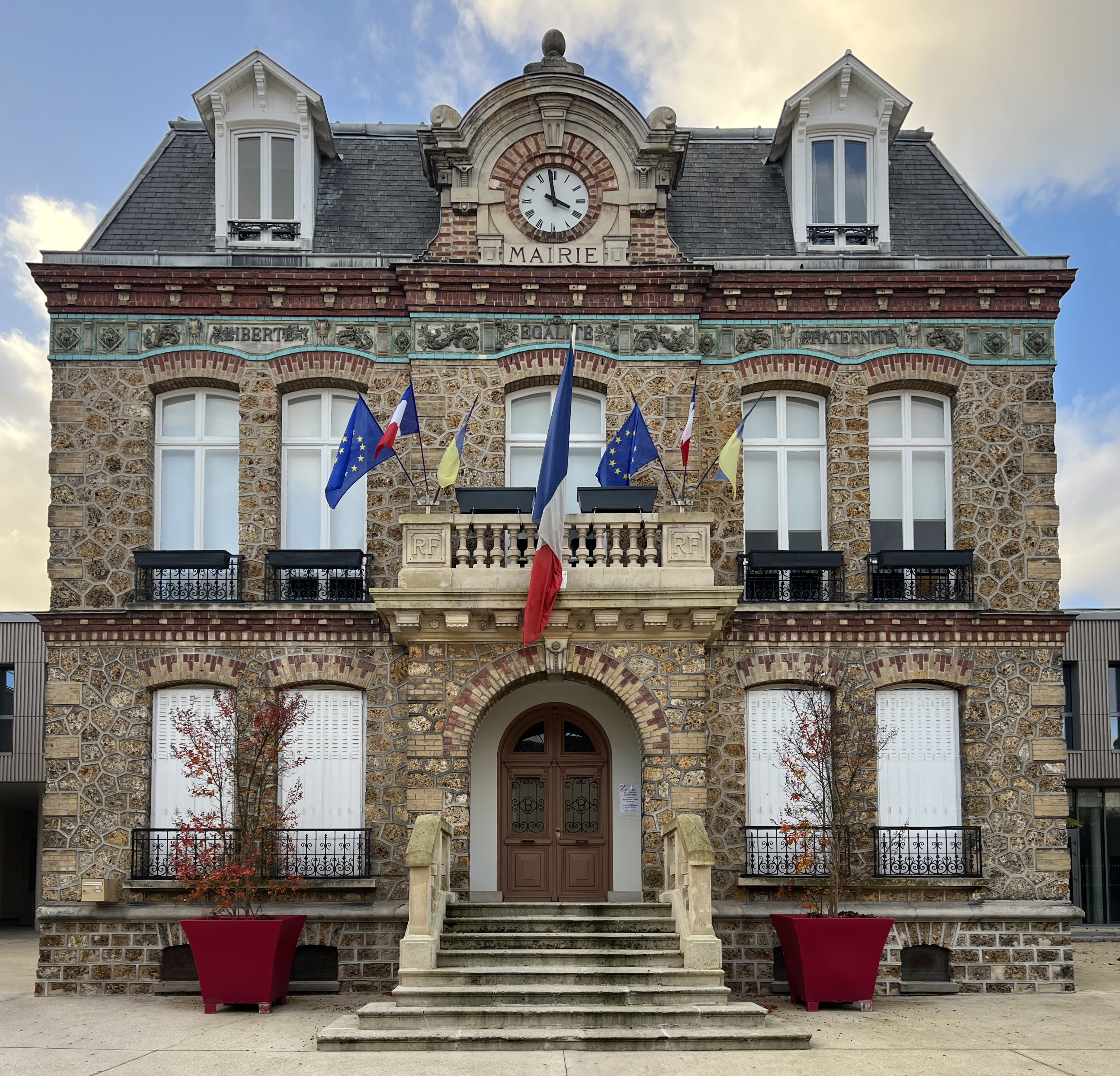 Villiers Le Bel Mairie - Volet Roulant - Reparation Volet Roulant